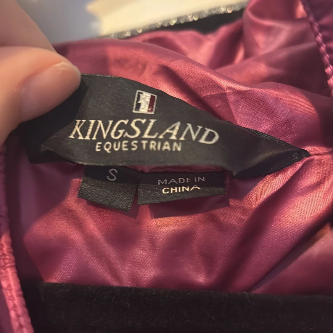 Mörkrosa dunväst från Kingsland - 1