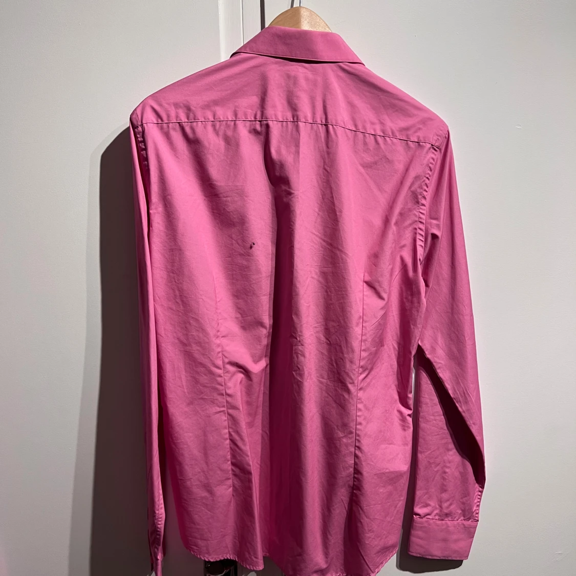 Rosa skjorta från Riley - 1