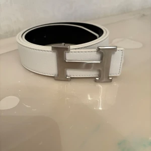 Hermes  - Dm vid intresse 