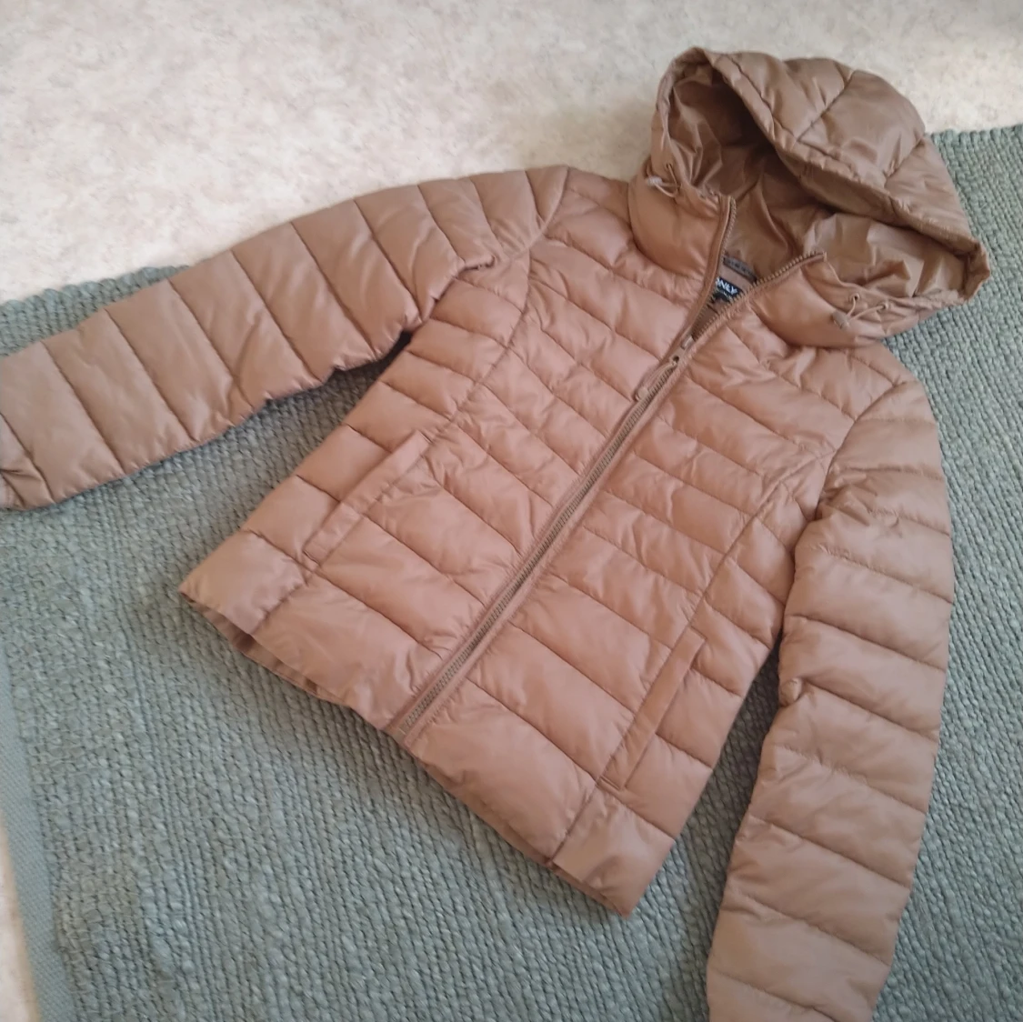 Beige vinter jacka Only xs 34