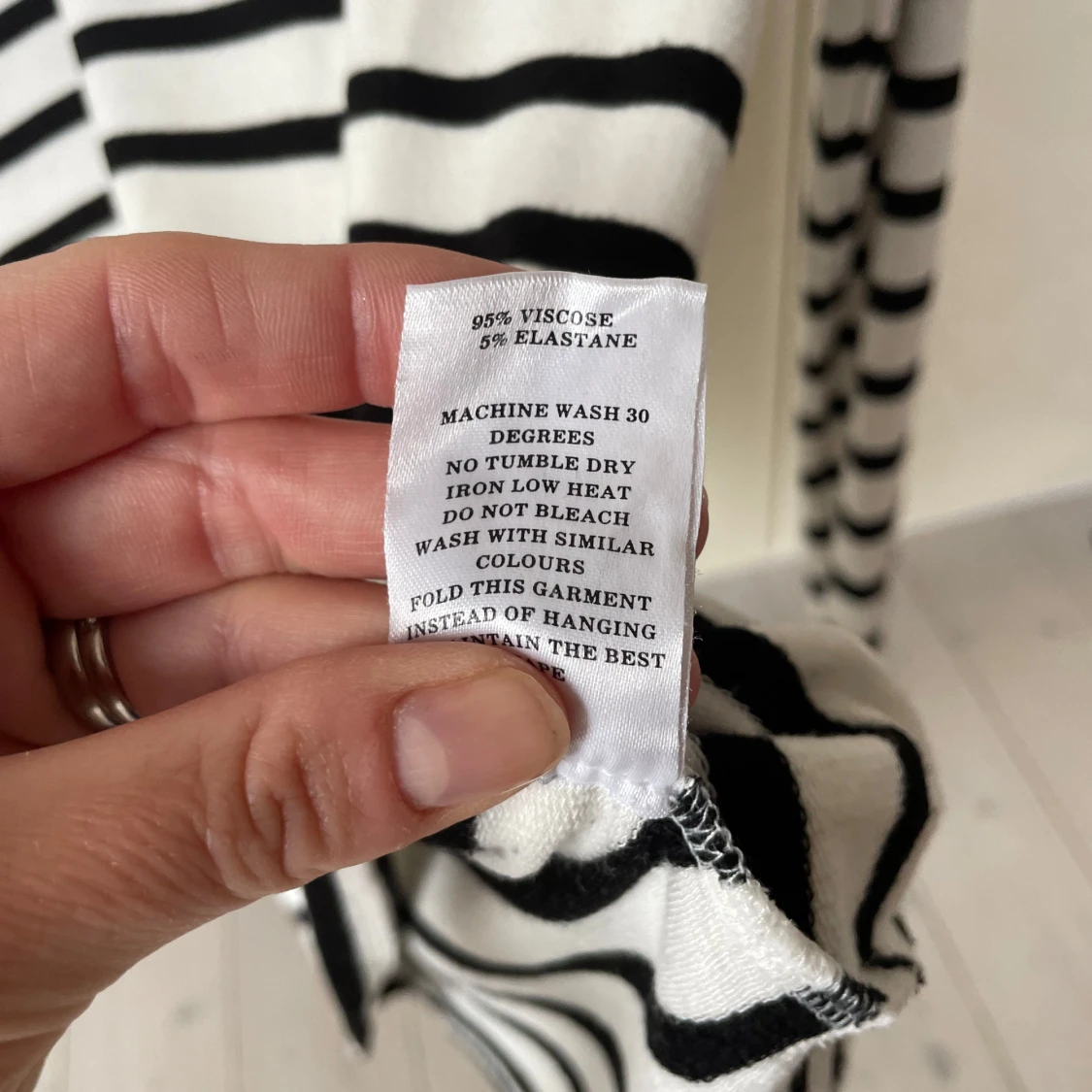 Randig långärmad tröja från Stylein - 3