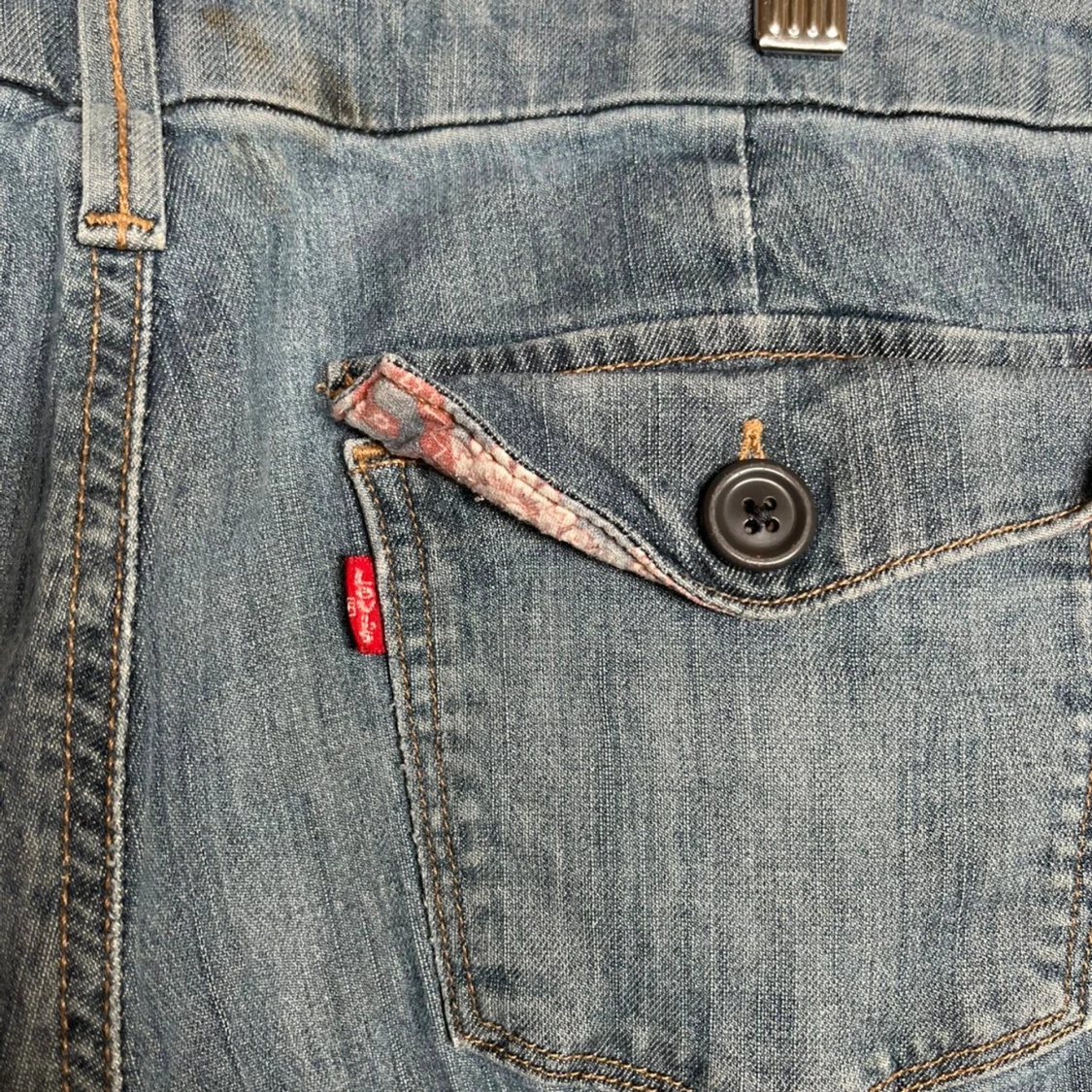 Levi's blå jeans med knappar - 3
