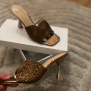 Klackskor - Helt nya Strl 36