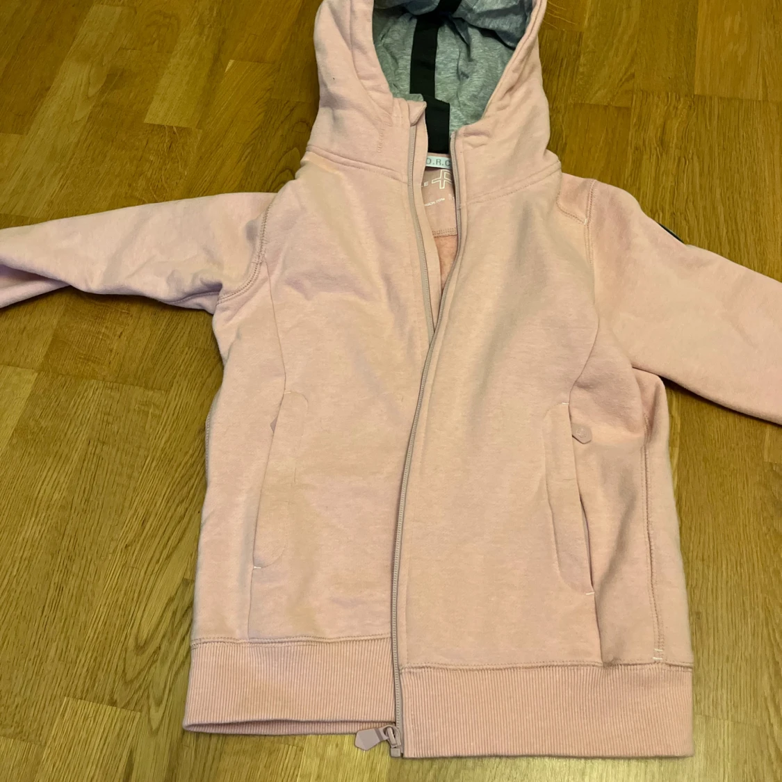 Ziphoodie från Pelle P - 1