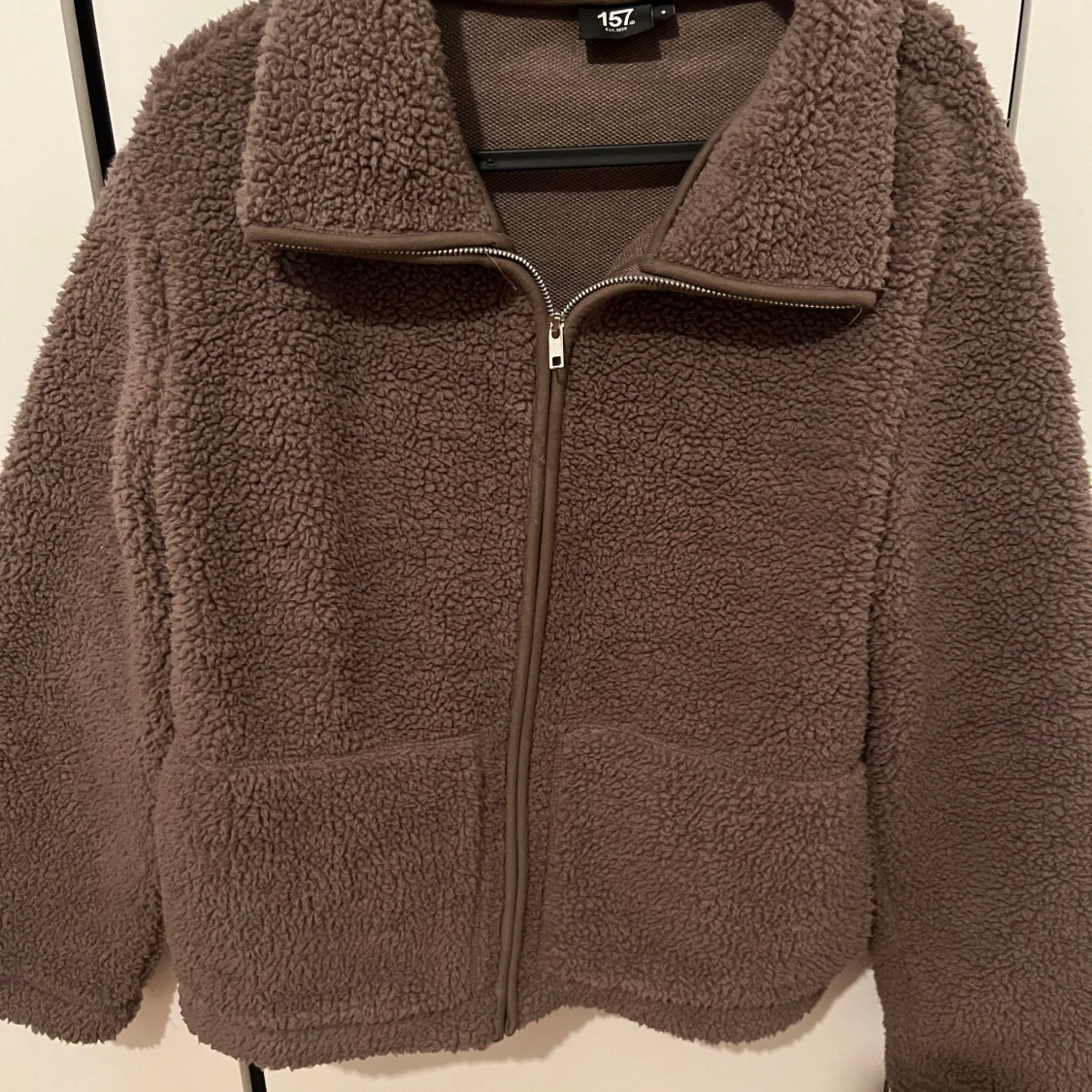 Brun teddyjacka från 157, storlek S