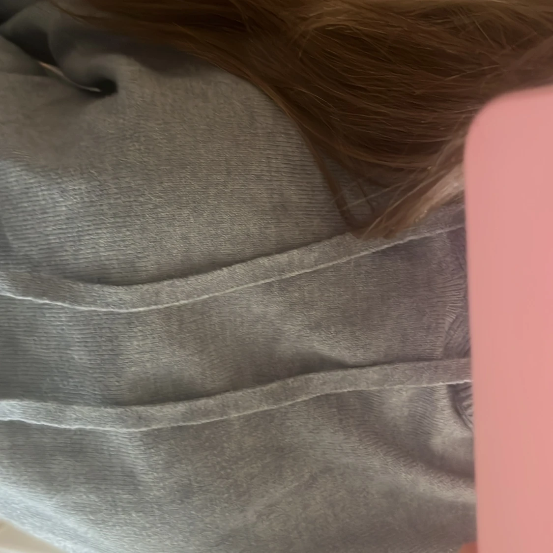 Grå hoodie från Gina Tricot XS - 1