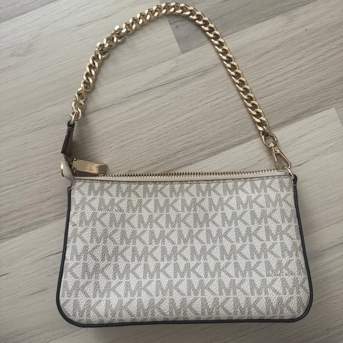  Michael Kors väska  - 1