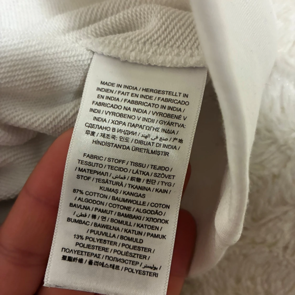 Vit hoodie från GANT med tryck - 4