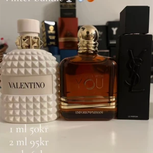 Tre exklusiva parfymer för dig samples - Upptäck tre trendiga parfymer från Valentino, Emporio Armani och Yves Saint Laurent. Perfekta för dig som vill sticka ut med stil och lyxiga dofter. Säljs i mindre mängder – välj din favorit och testa något nytt!