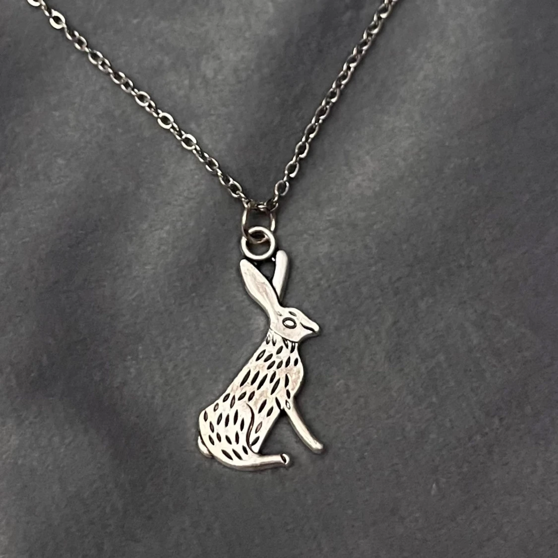 Halsband Hare Silver imitation 