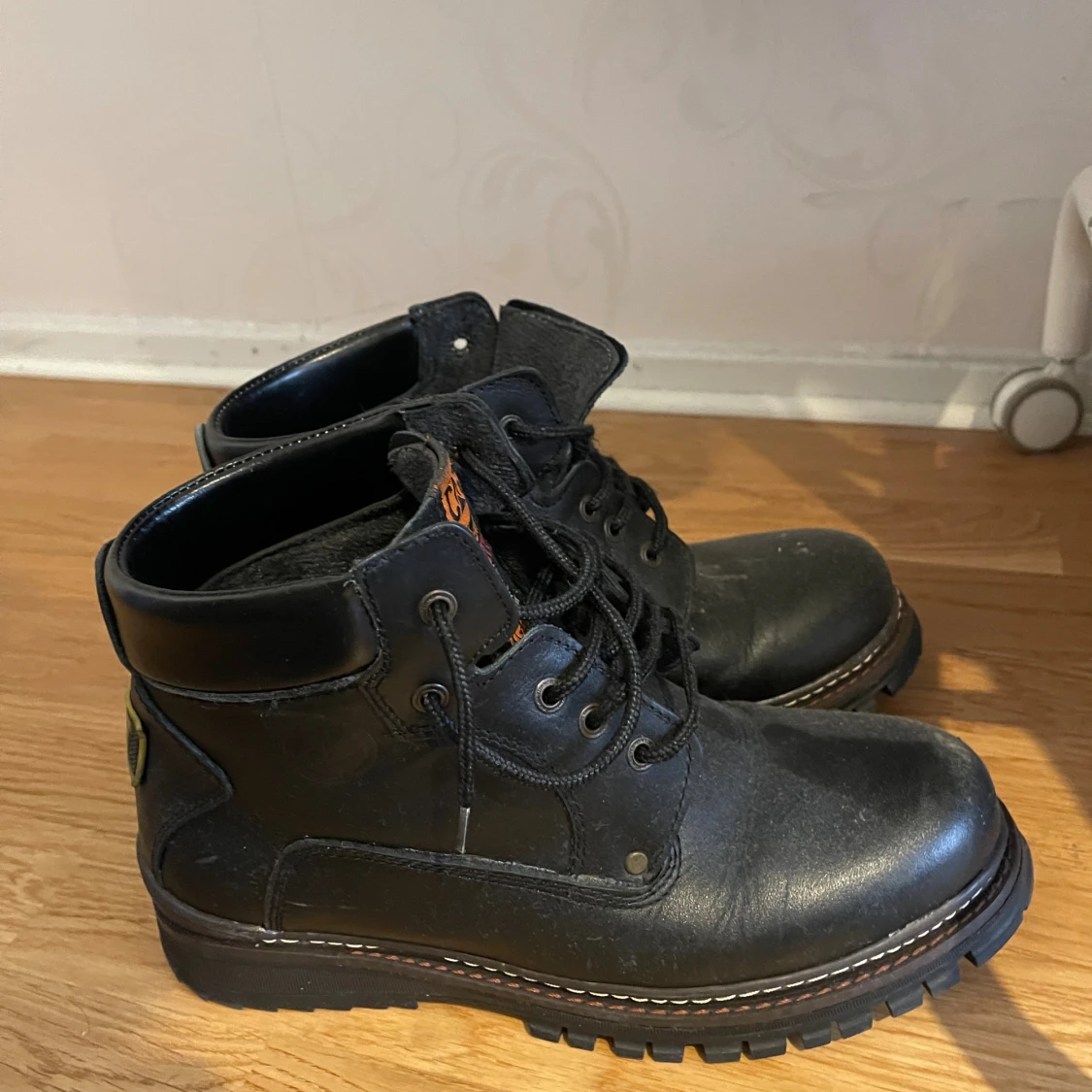 Svarta CAT boots i skinn - 1