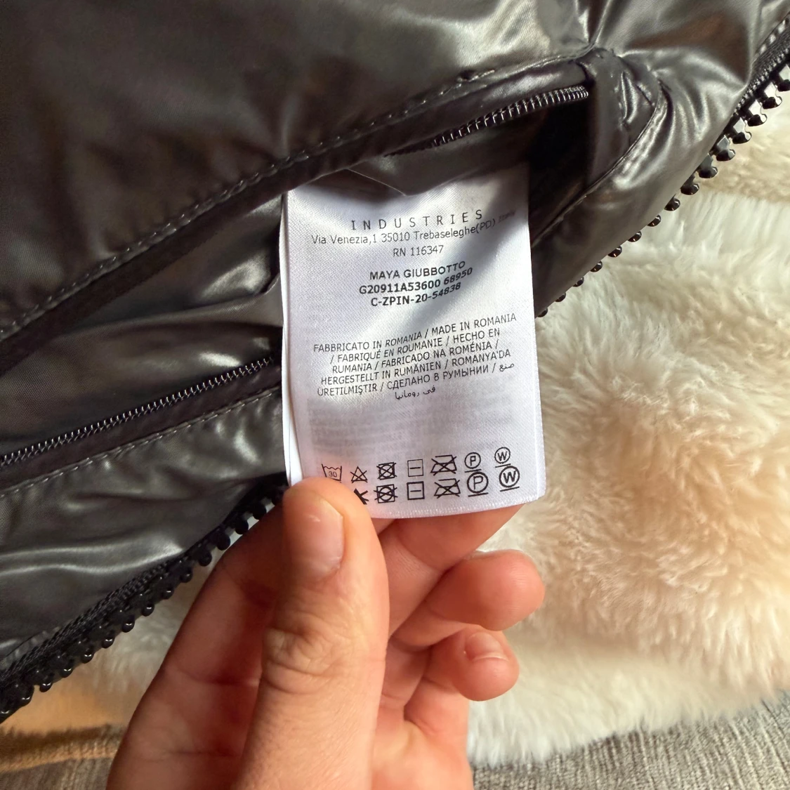 Moncler Maya svart storlek 3 - 2