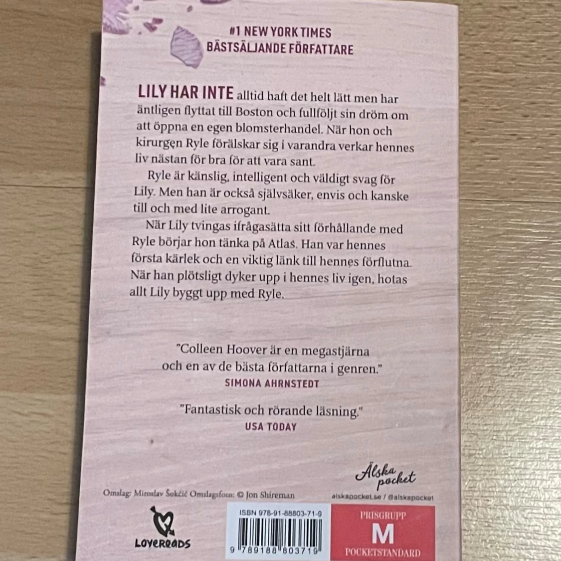 Det slutar med oss av Colleen Hoover  - 1