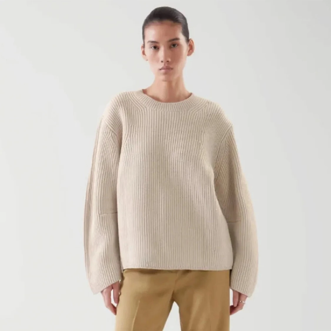 COS stickad tröja  - 1