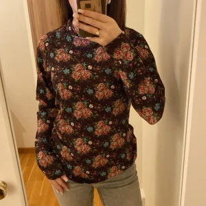 Ridtröja CRW  - Storlek S. Som ny.