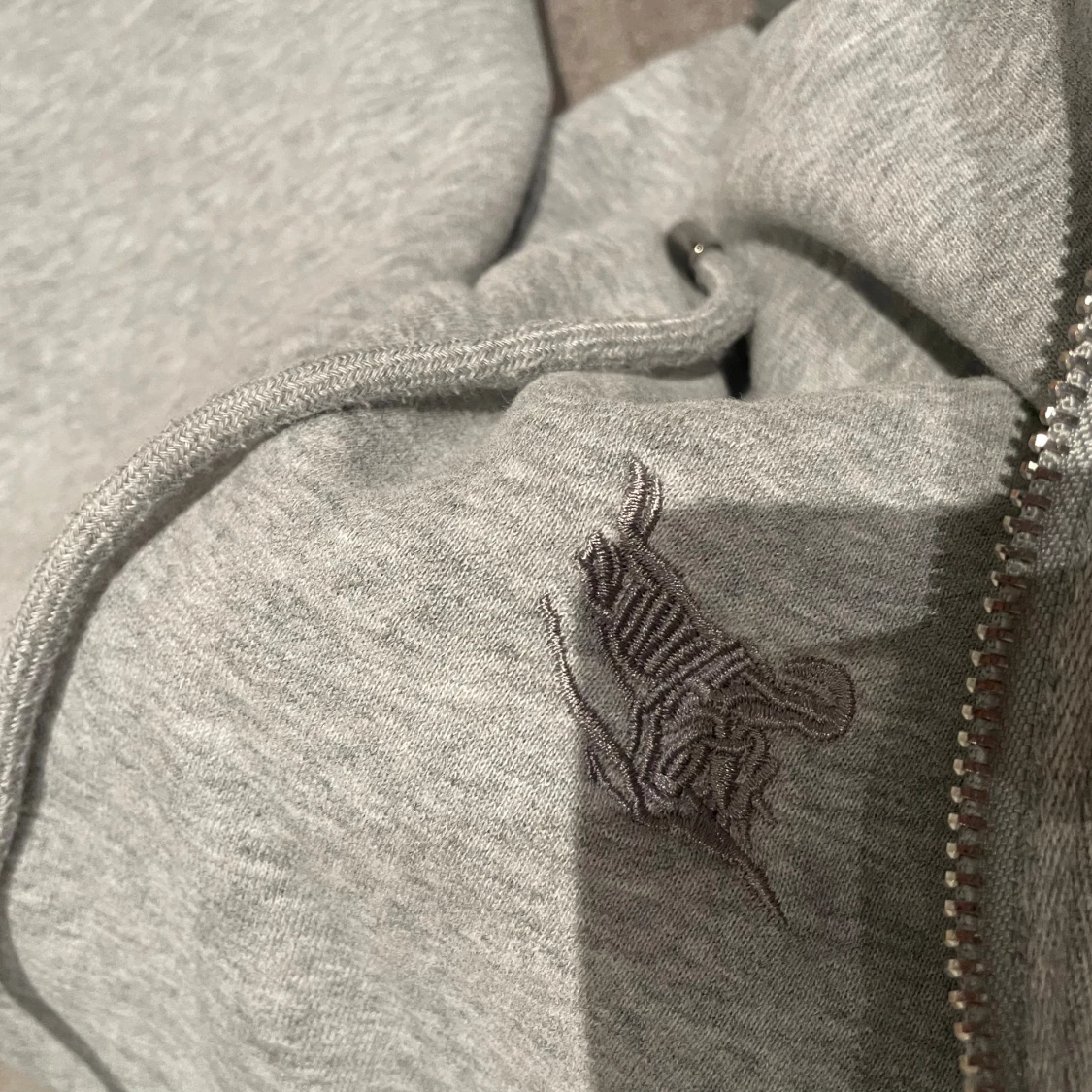 Grå Burberry hoodie med dragkedja - 4