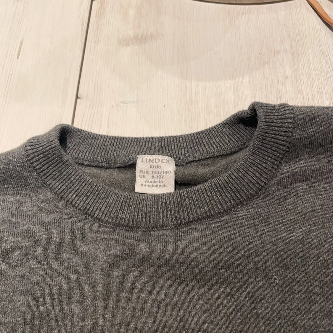 Grå basic tröja från Lindex - 2