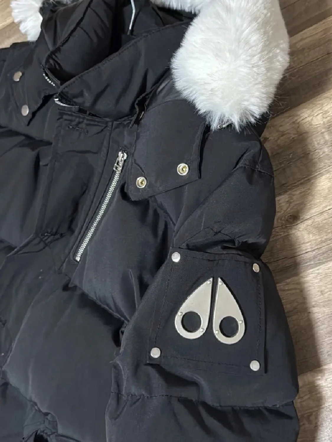 Svart Moose Knuckles dunjacka - 3