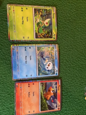 Pokémon kort  - Säljer dessa fina korten som är nyöppnade idag, Oshowatten går för 25kr, Tepig går för 18kr och Snivy går för 13kr, ingen kommer med sleeve