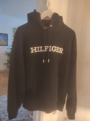 Tommy Hilfiger hoddie  - Snygg klassisk huvtröja Tommy Hilfiger 