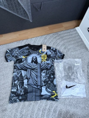 Brasilien tröja  - Brasilien Nike t-shirt helt ny