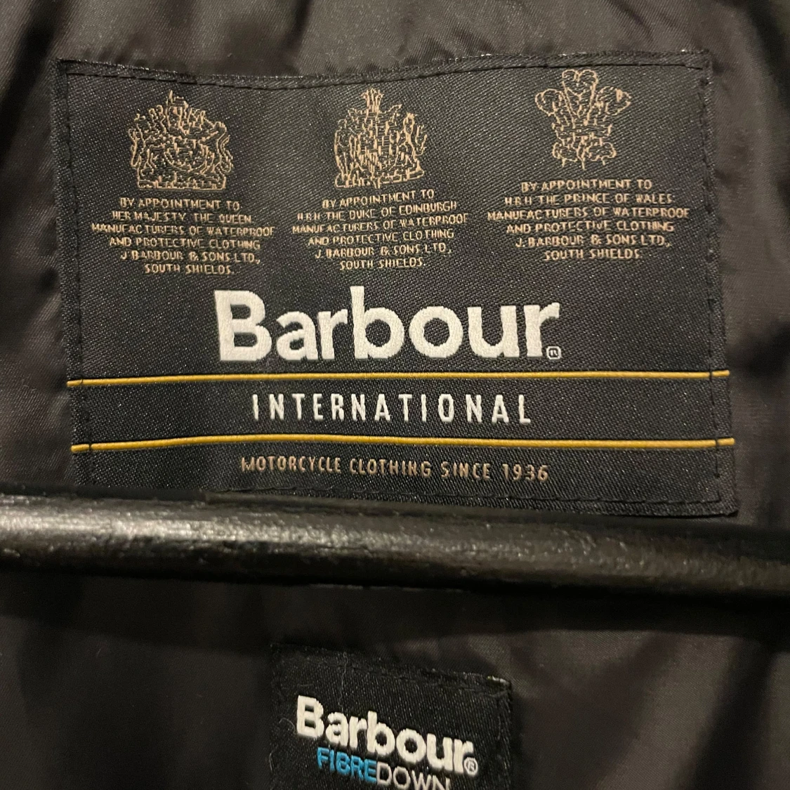 Svart quiltad jacka från Barbour - 90
