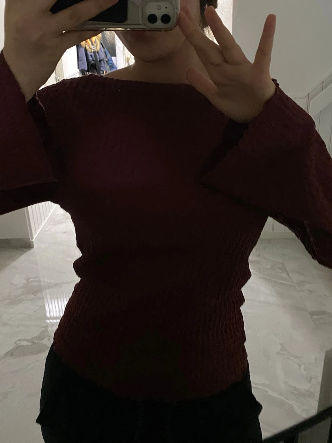 Vinröd långärmad topp med trumpetärm - 2