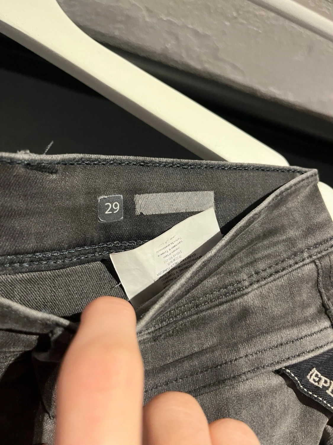 Replay grå jeans slim fit, storlek 29 - 3
