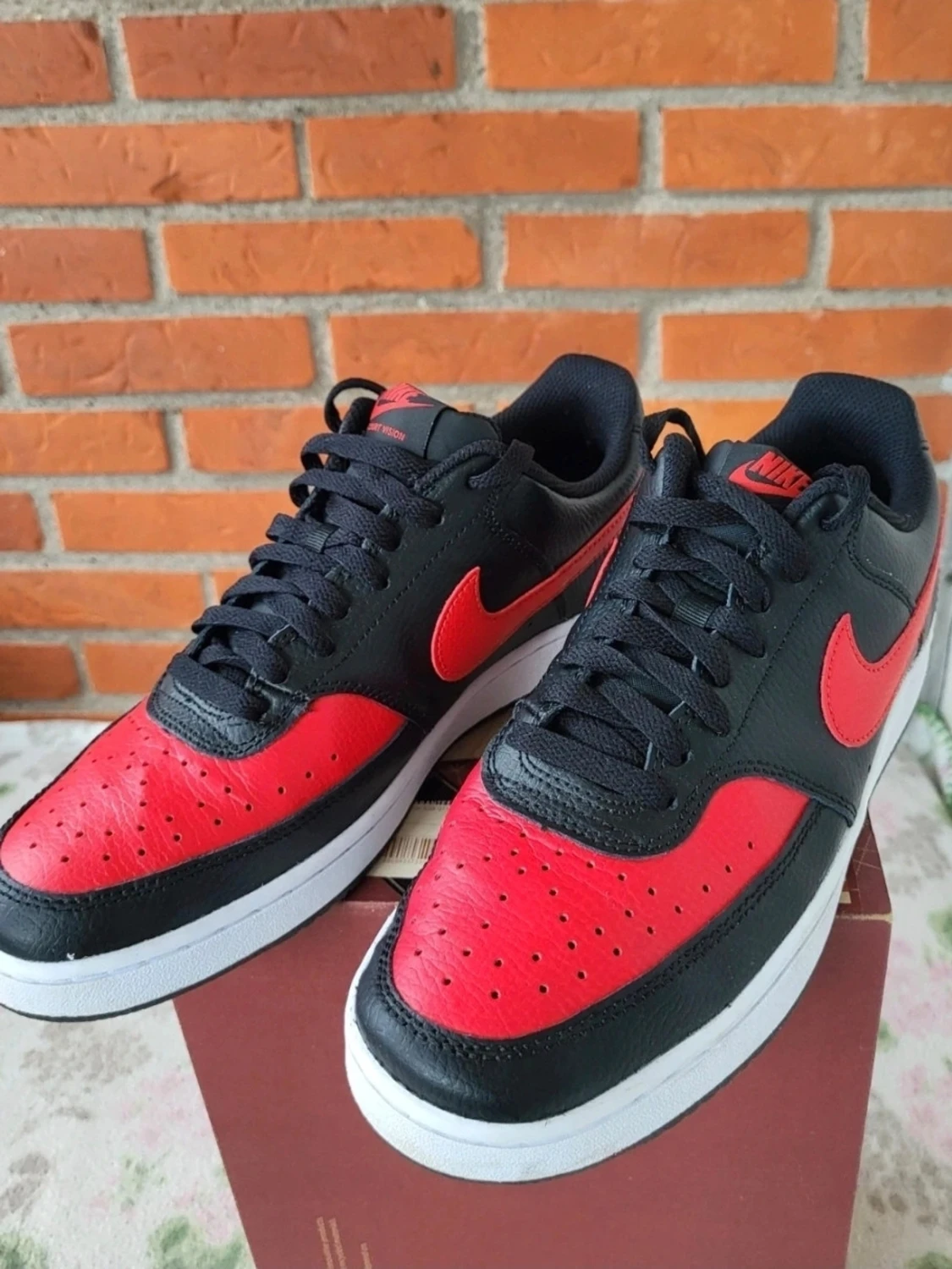 Nike Court Vision sneakers svart/röd 42