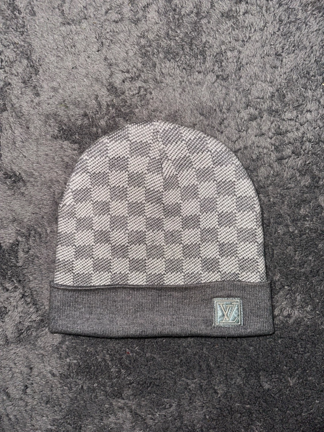 Grå LV-Mössa