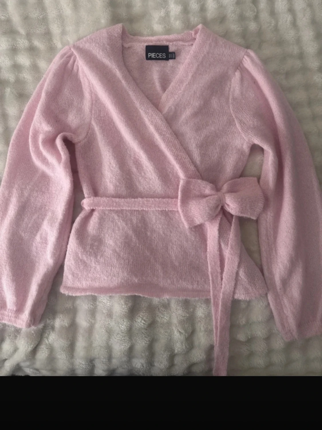 Ljusrosa omlottkofta från Pieces
