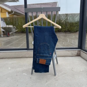 Levis 501 - Blåa jeans från Levis, modell 501. W31 L32