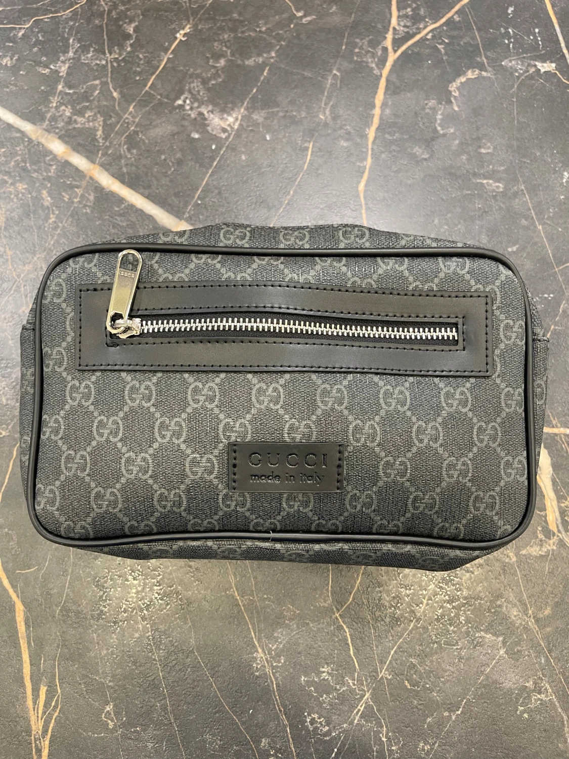 Svart axelväska från Gucci - 2