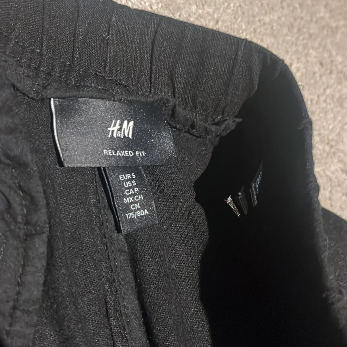 Svarta linnebyxor från H&M relaxed fit - 2