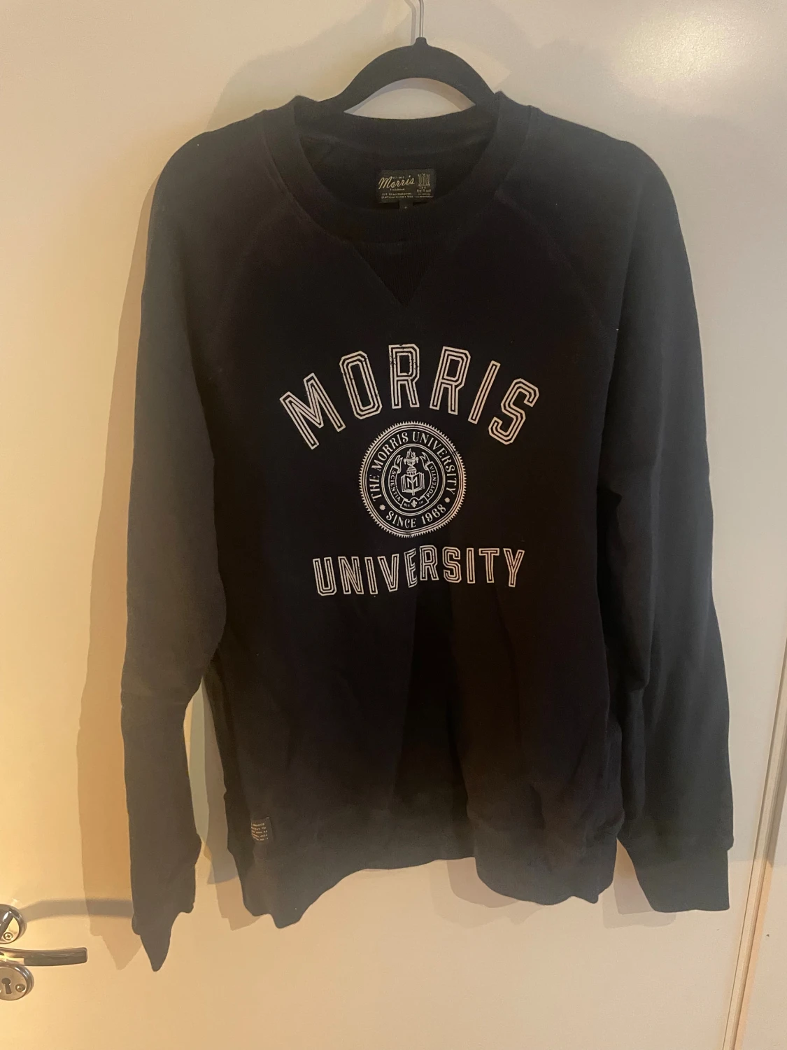 Mörkblå Morris University sweatshirt S