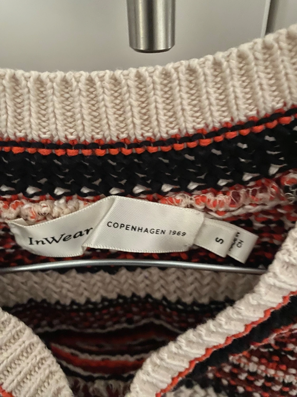 Randig stickad tröja från InWear - 1