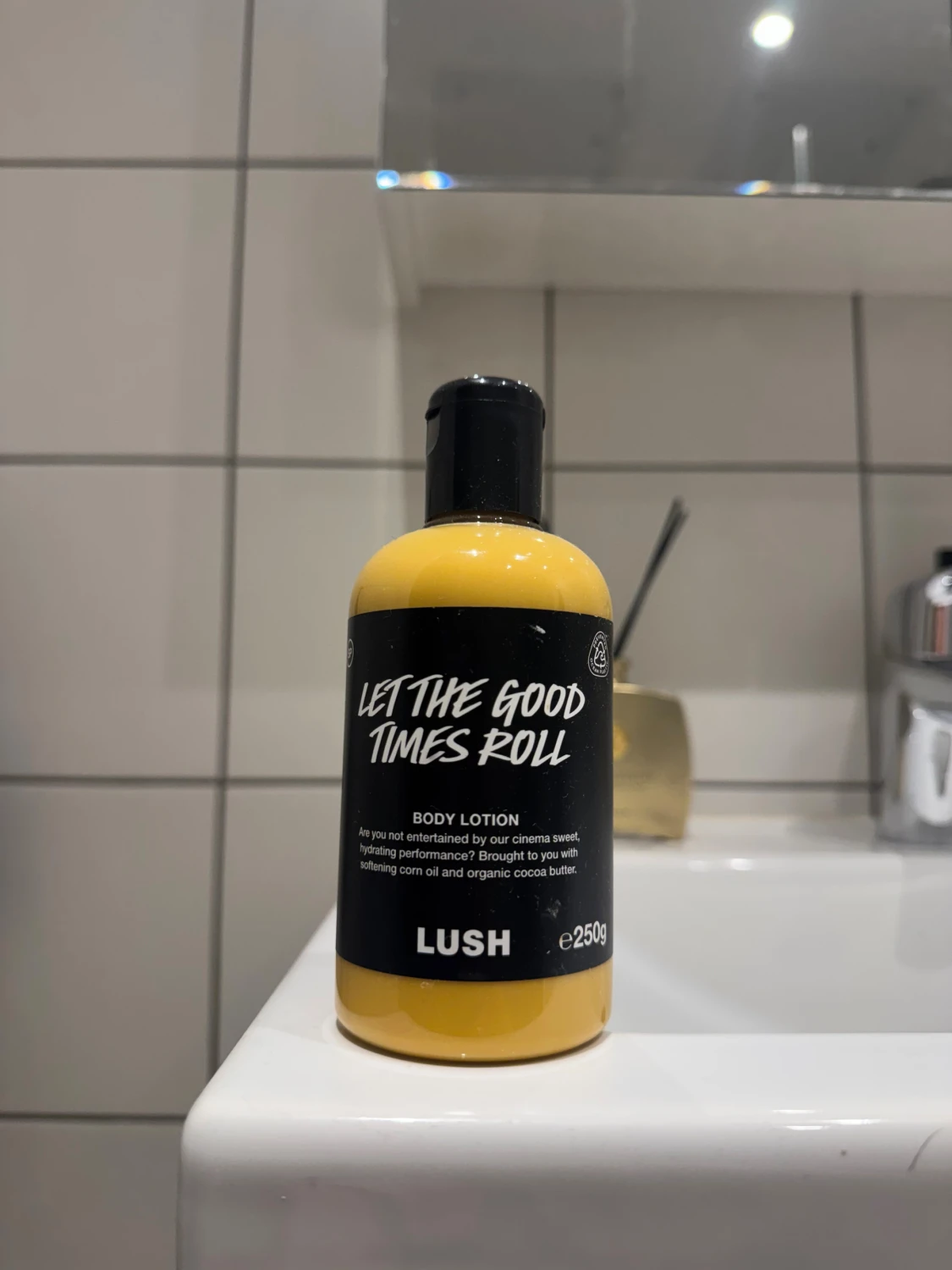 LUSH BODYLOTION