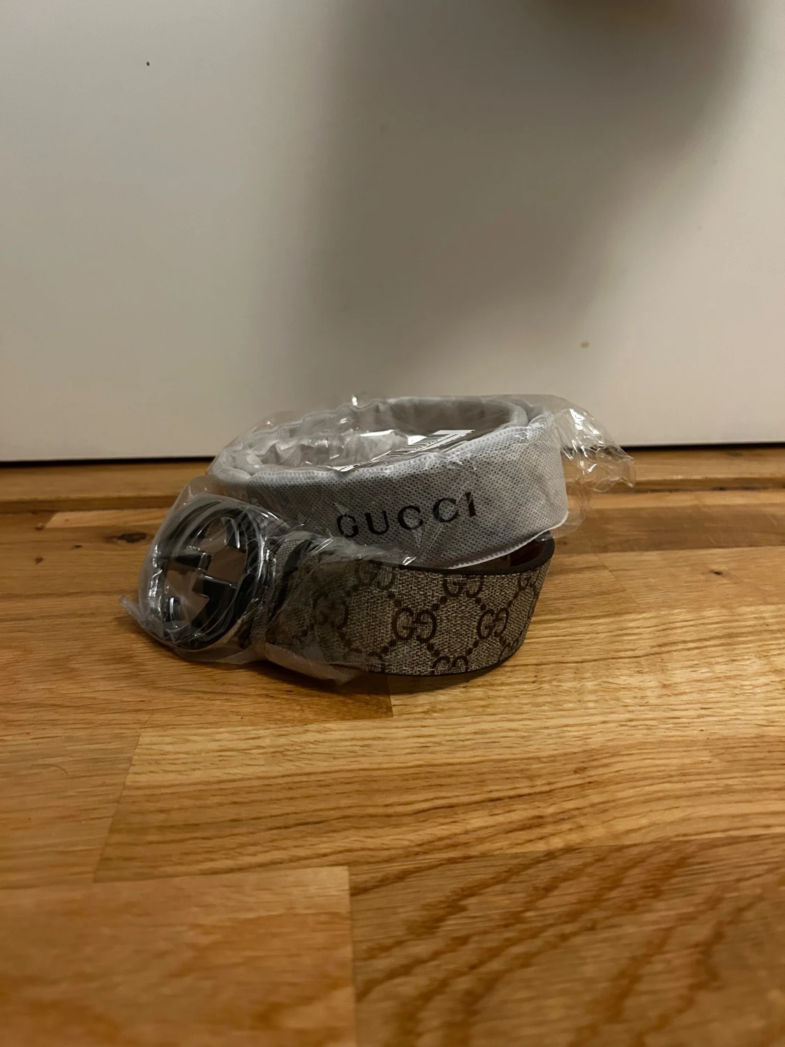 Beige bälte med silver spänne - 1