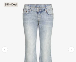 Bootcut jenas weekday flame - Säljer dessa jätte fina jeans från weekday, knappt använda. Passa på innan någon annan hinner före!💕💕Fråga gärna om fler bilder de blev lite svårt att visa de på anonsen 