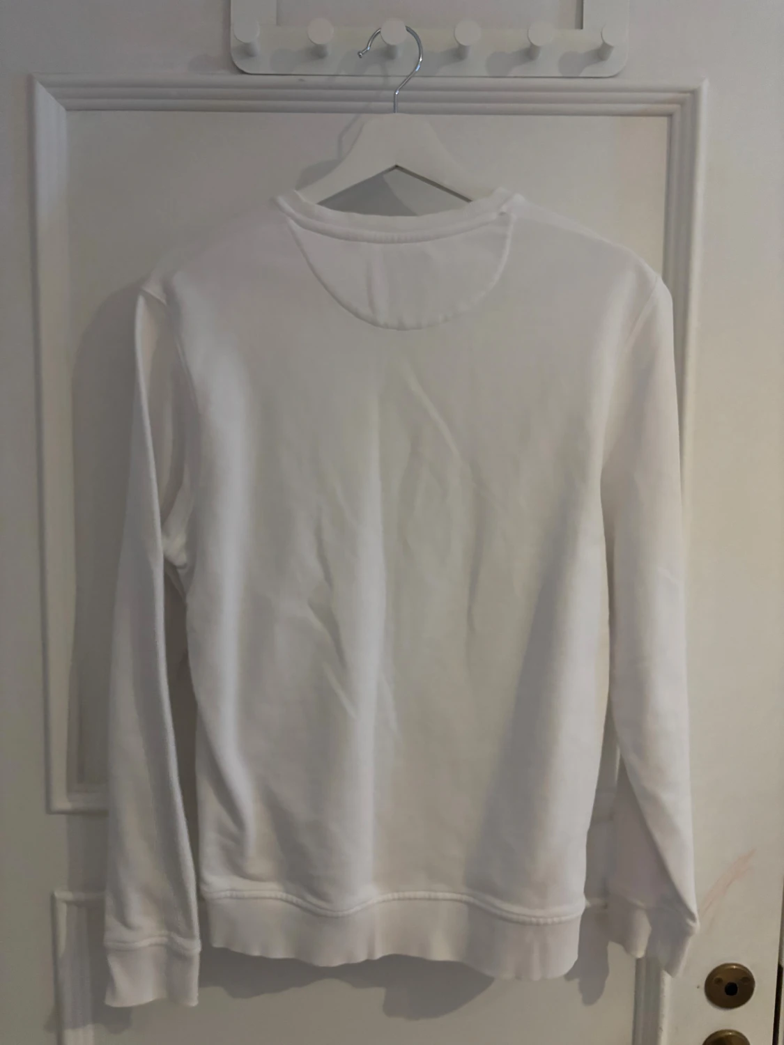 Vit sweatshirt från Lyle & Scott - 1