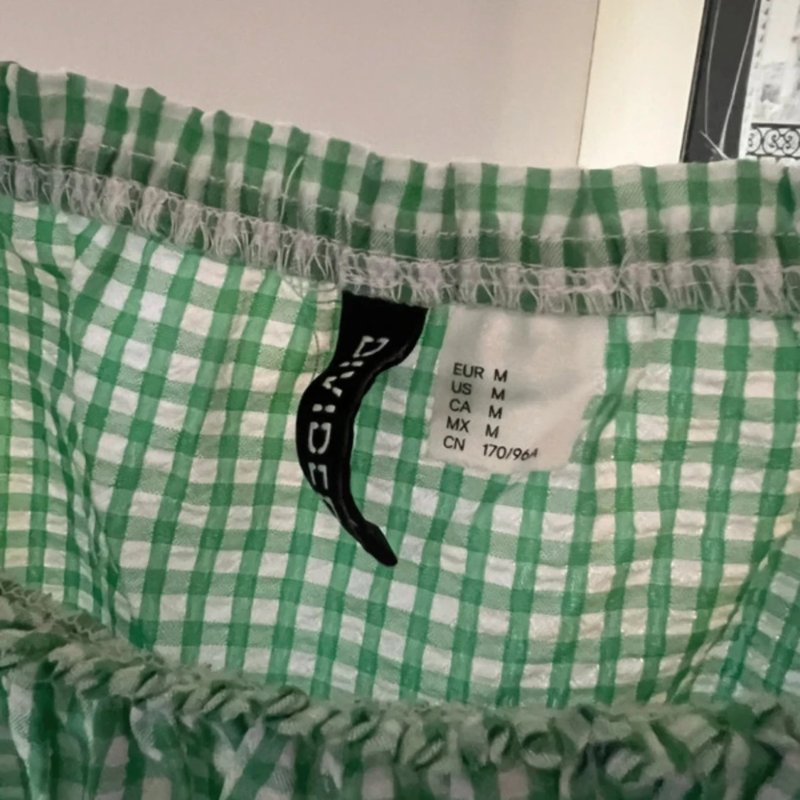 Grön rutig blus från Divided - 2