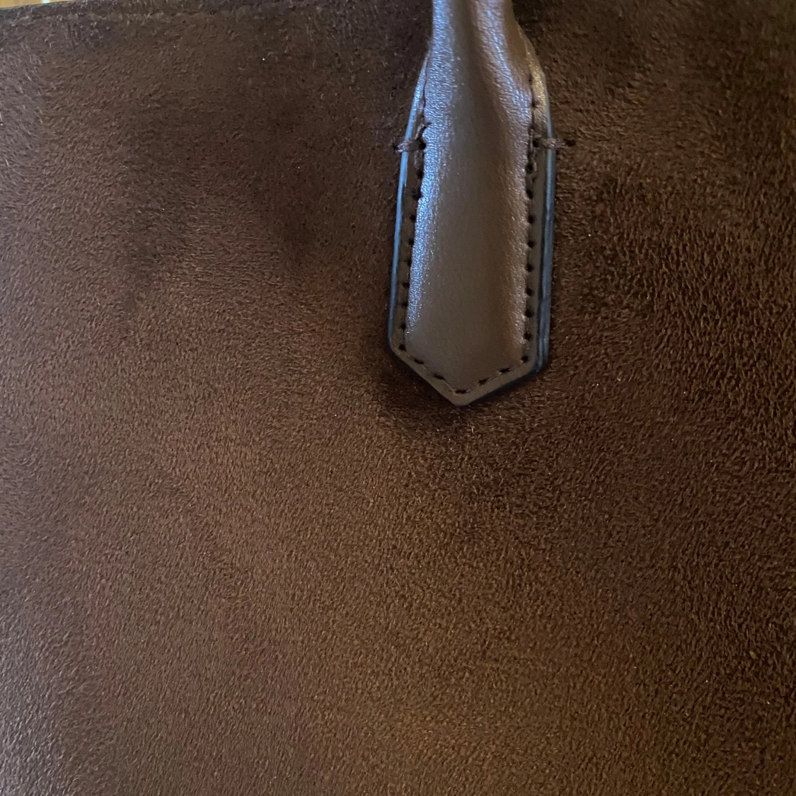 Brun shopper i mockaimitation från H&M - 2