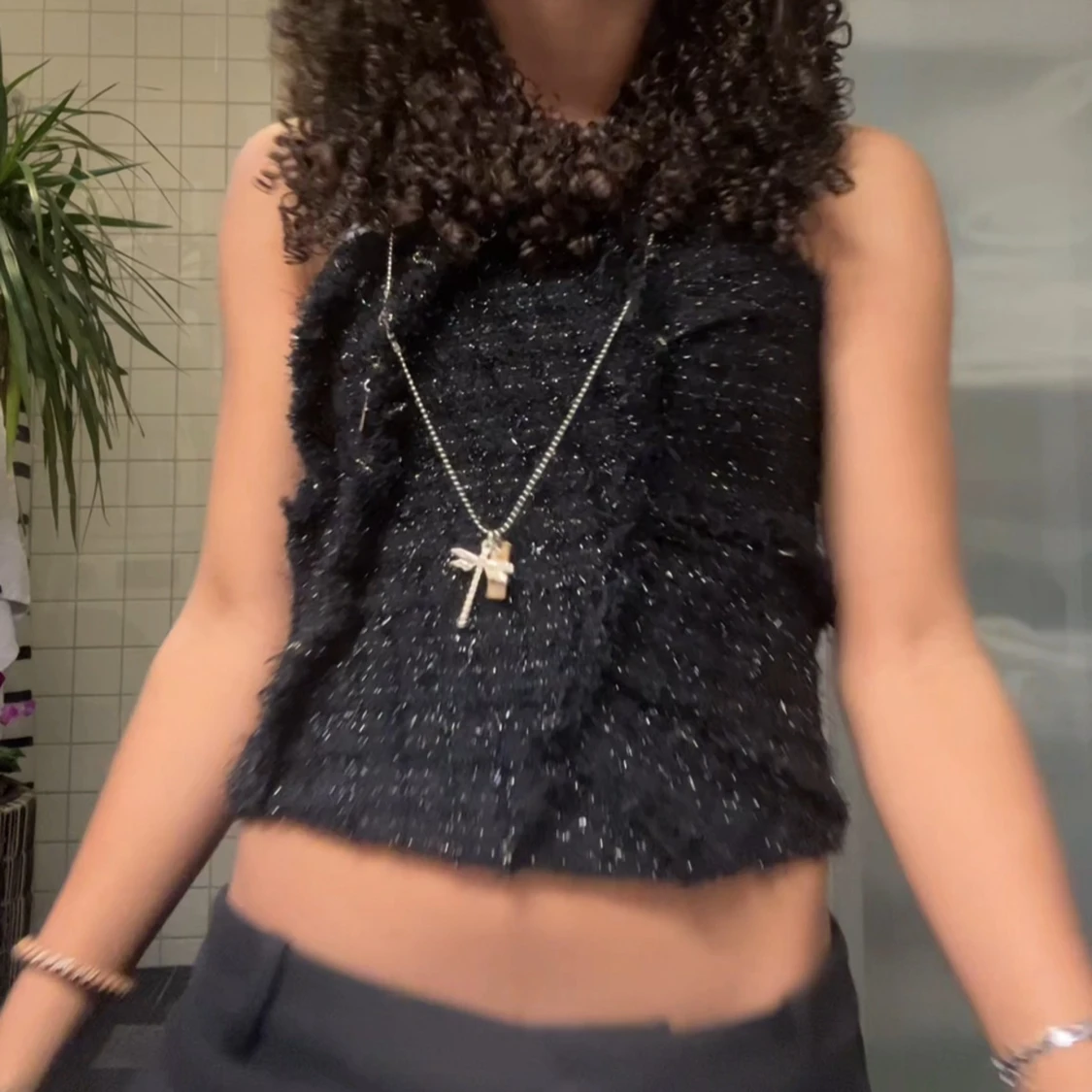 Svart glittrig topp från Zara  - 1