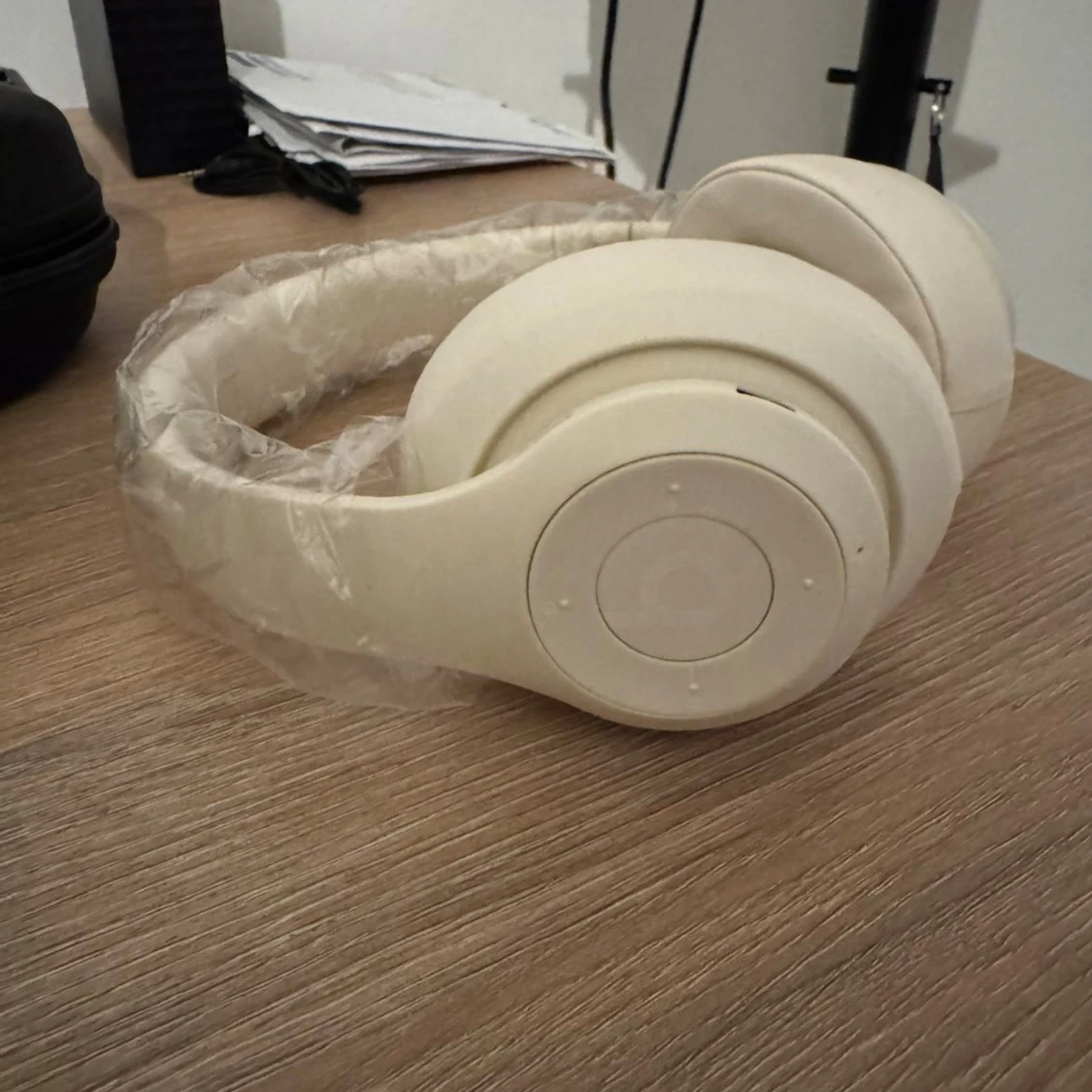 Beats Studio Pro - 3