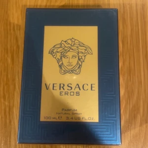 Versace Eros Parfum 100ml - Versace Eros Parfum, 100 ml. Snygg och lyxig parfym för dig som vill sticka ut nu till kallare sesonger