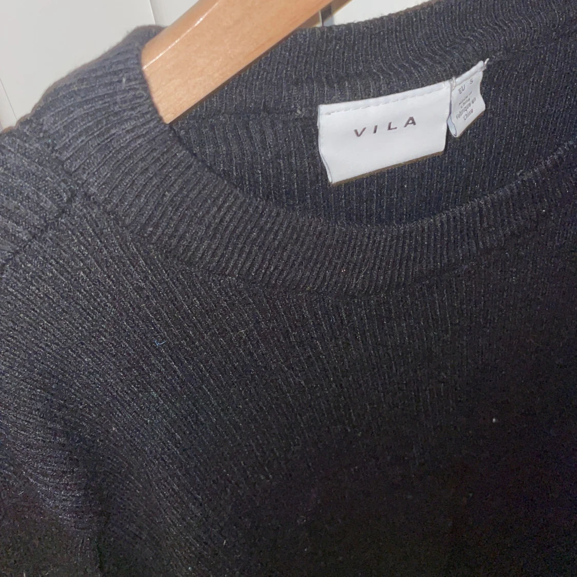 Svart stickad tröja från Vila - 1