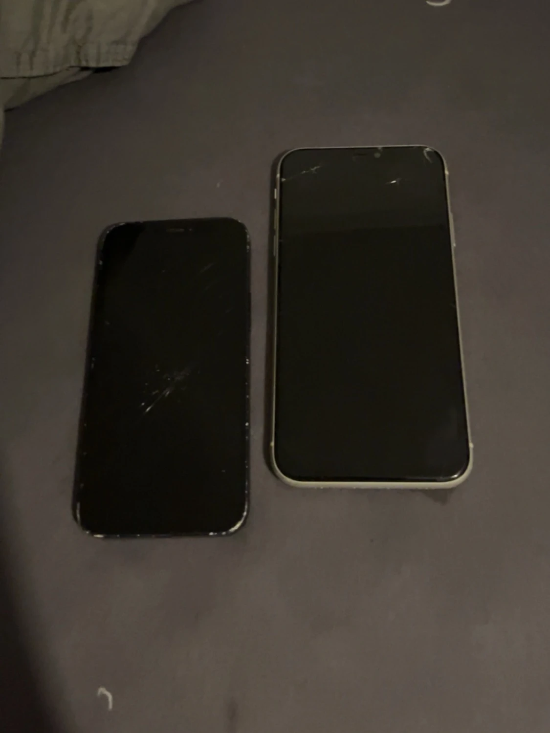 iPhone 11 (defekta exemplar) - 1