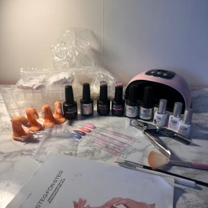 Nagel kit - Skriv privat för information!!!