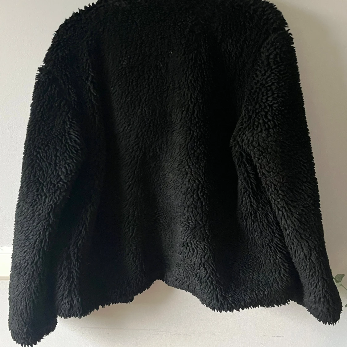 Svart teddyjacka från NA-KD - 1
