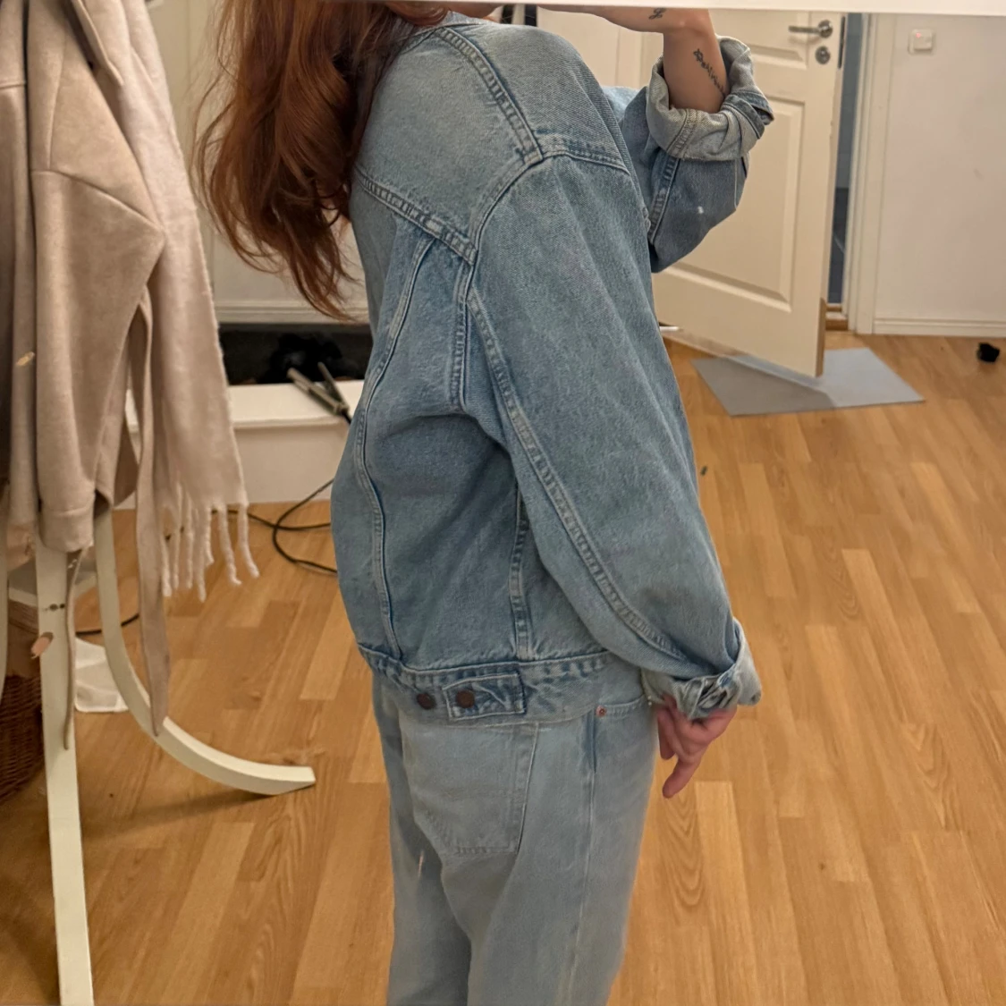 Oversized jeansjacka från Levi's - 2